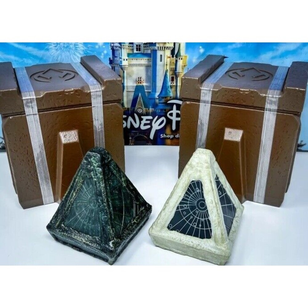 Disney Parks Galaxy’s Edge Sith Wayfinder Black &‎ White Star Wars Bundle NEW